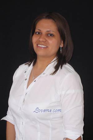 68376 - Lina Age: 31 - Colombia