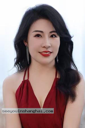 1425 - Gorgeous Single Woman in Shanghai